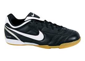 nike hallenfu&szlig;ballschuh